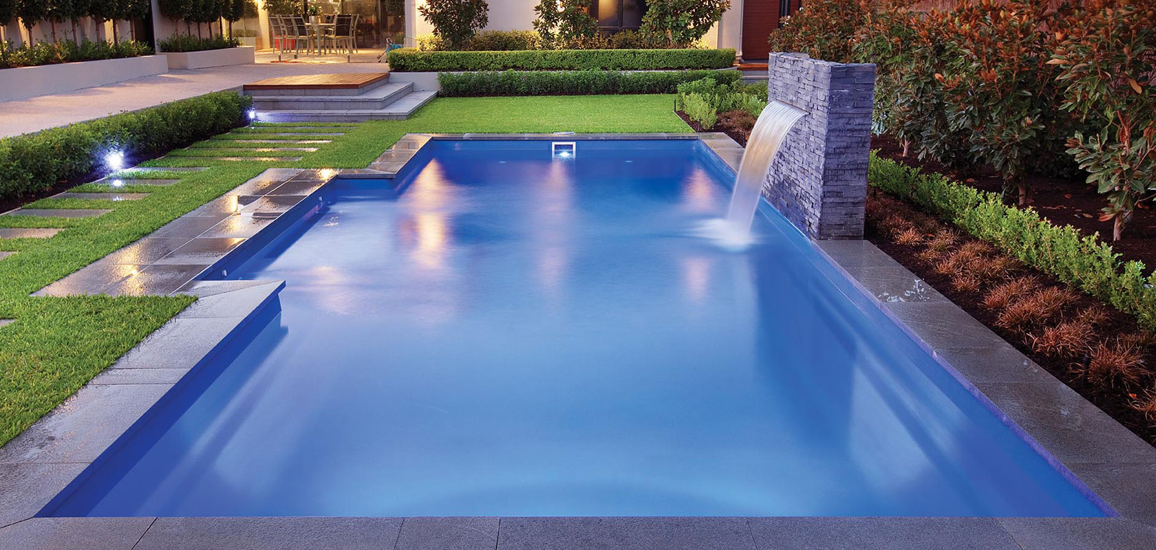 <h1>Fibreglass Pools are Quick & Easy to Install</h1><p>Installed in 4 to 5 days, traditional pools take 6 to 8 weeks</p>