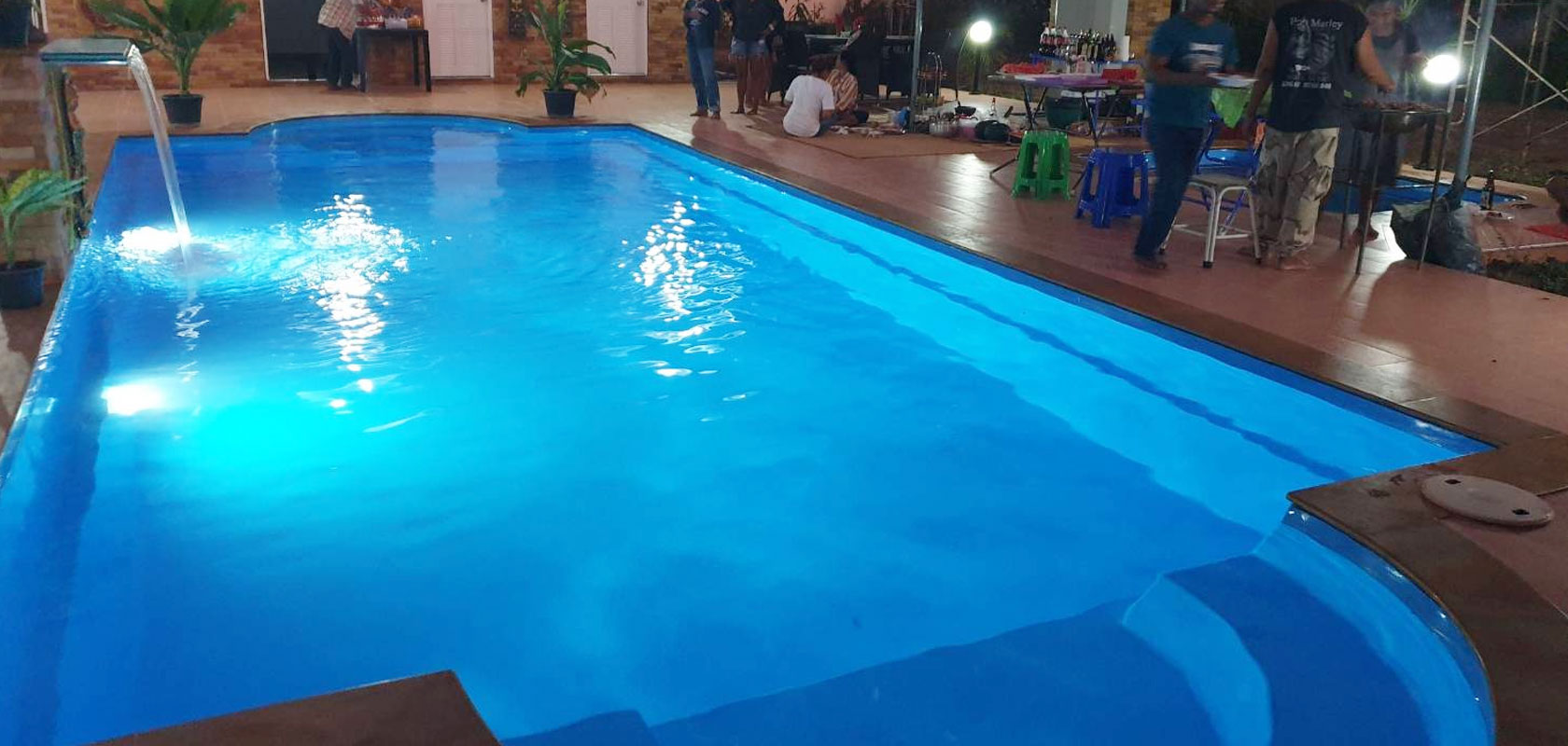 <h1>Fibreglass Swimming Pools</h1><p>Fast Install, Low maintenance, Save Money, Thailands Largest Range</p>