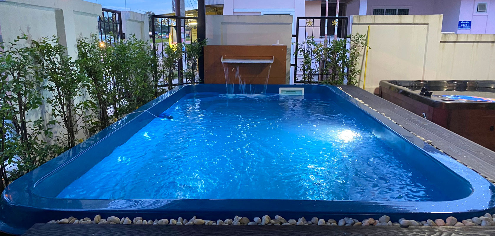 <h1>Bermuda Pools Cambodia</h1><p>FIBREGLASS POOLS</p>
